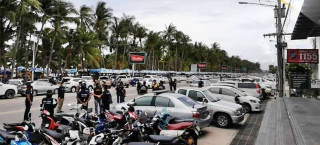 แน่นตั้งแต่เช้า! แห่เที่ยวบางแสน นายกตุ้ย ประกาศปิดถนนลงหาดชั่วคราว - ครูโอ๋ รูปที่ 1