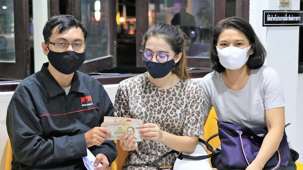 เงินไหลทะลักนับแสน! ตู้เอทีเอ็มแบงก์ดัง กด 3 พันได้ 3 หมื่นแห่กดเพียบ - ครูโอ๋ รูปที่ 4
