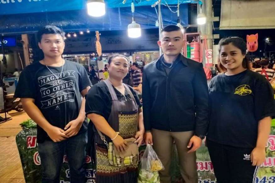 เปิดวาร์ปตำรวจใจหล่อแอบกินชมพู่ ระหว่างรอจับจ่าคลั่ง - ครูโอ๋ รูปที่ 2