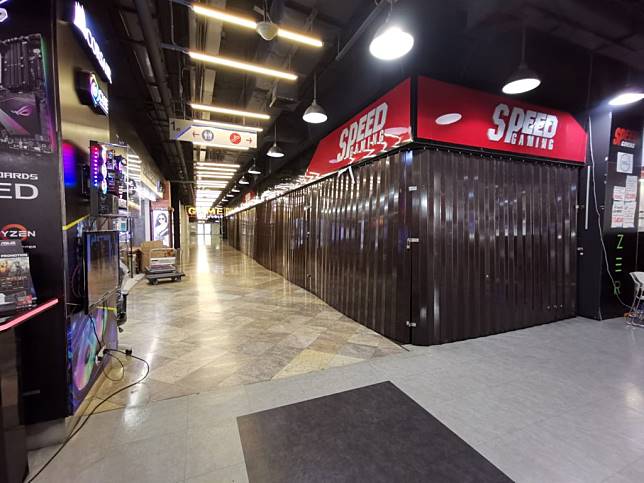 หนุ่มใจหาย! สถานการณ์ห้างไอทีดัง ปัจจุบันเงียบ คนไม่เดิน ร้านค้าทยอยปิดตัว - ครูโอ๋ รูปที่ 7