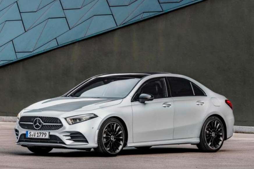 ประกอบไทยราคาน่ารัก MERCEDES-BENZ เพิ่มรุ่นเสียบปลั๊ก CLC300e เน้นประหยัดแถมแรงเต็มข้ - ครูโอ๋ รูปที่ 1